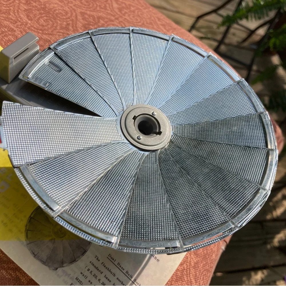 Accura Bounce Master Fan Flash